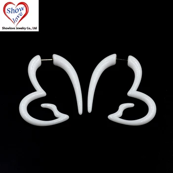 Showlove-ДВОЙКА бели акрилни вставных уши във формата на сърце, обеци-обманки, дилататори, носилки за пиърсинг
